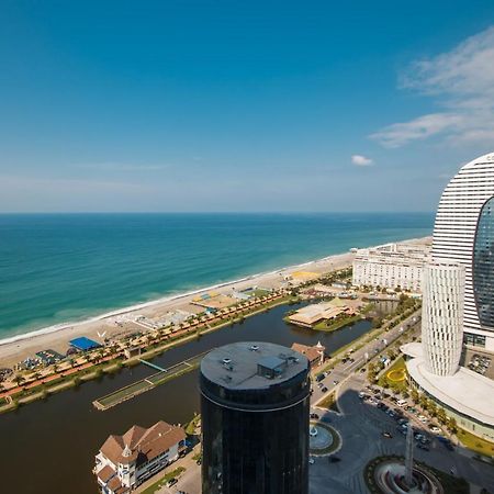 Premium Aparthotel With Sea View 巴统 外观 照片
