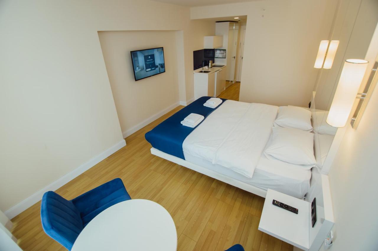 Premium Aparthotel With Sea View 巴统 外观 照片
