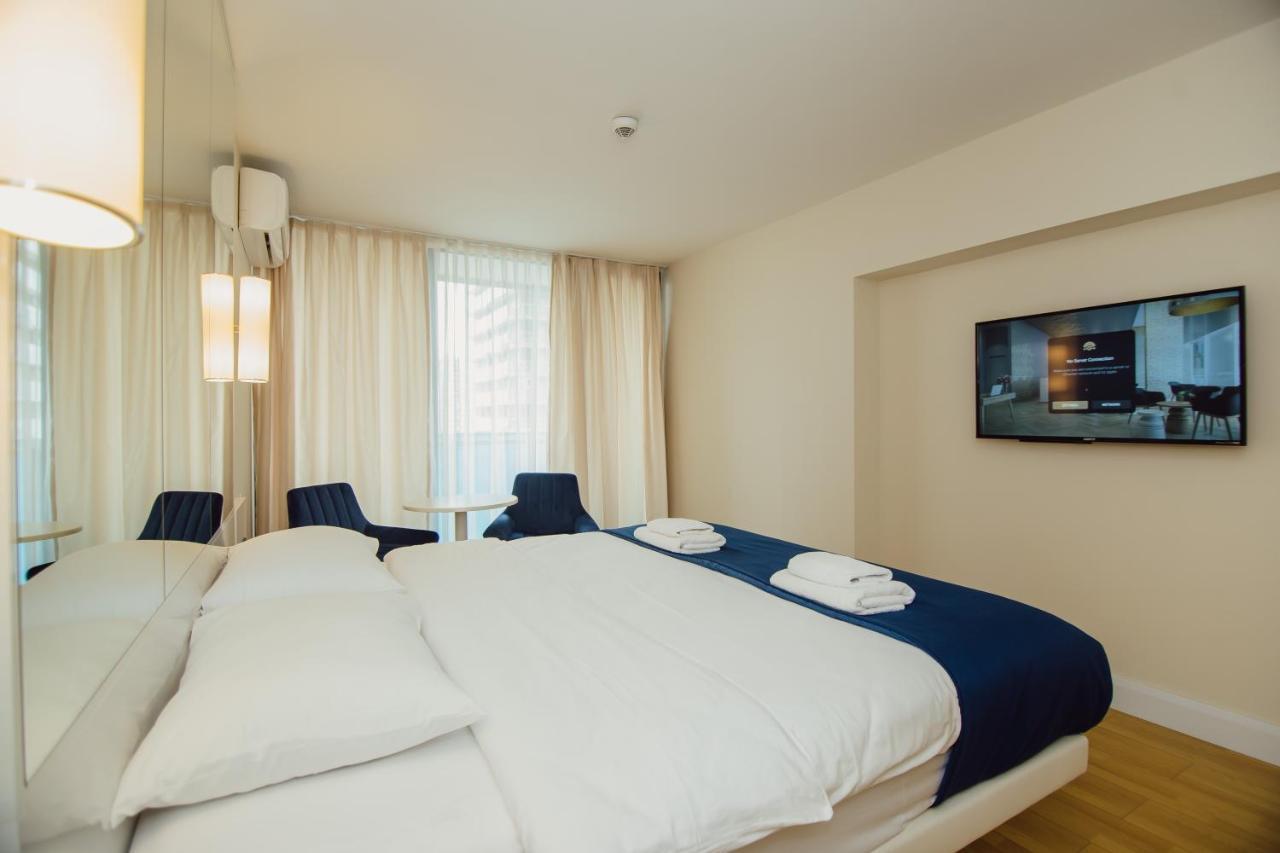 Premium Aparthotel With Sea View 巴统 外观 照片