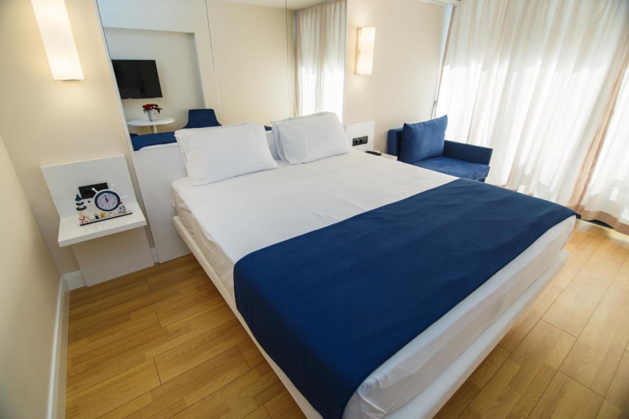 Premium Aparthotel With Sea View 巴统 外观 照片