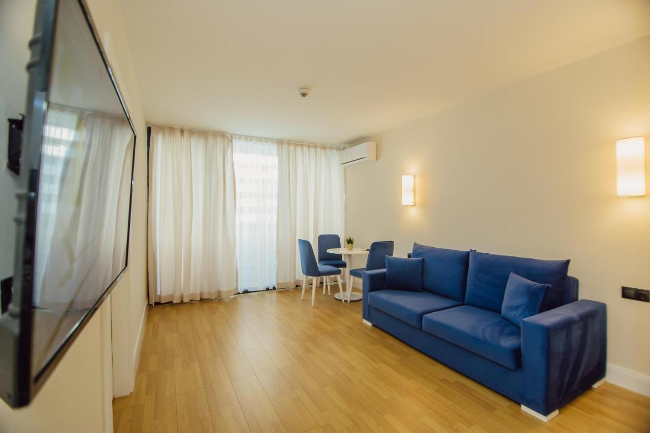 Premium Aparthotel With Sea View 巴统 外观 照片
