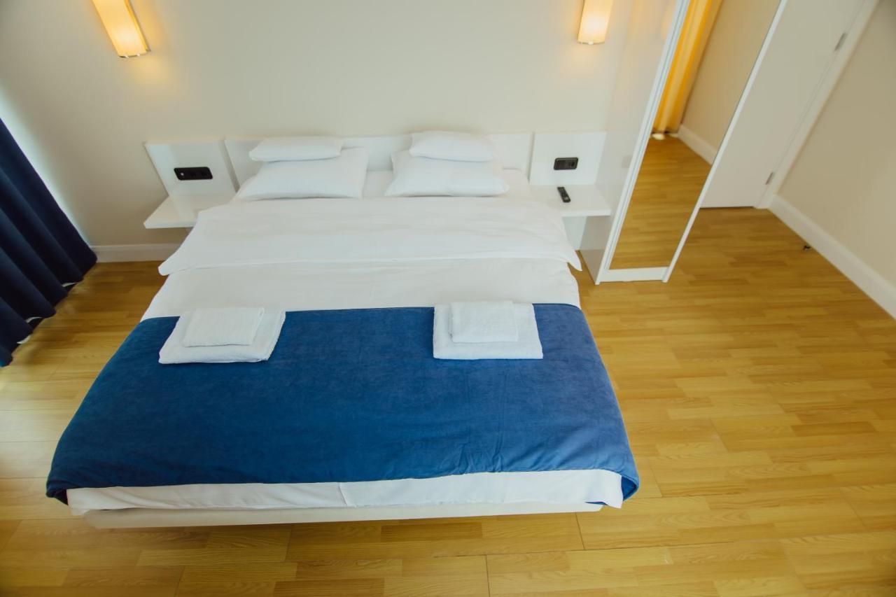 Premium Aparthotel With Sea View 巴统 外观 照片