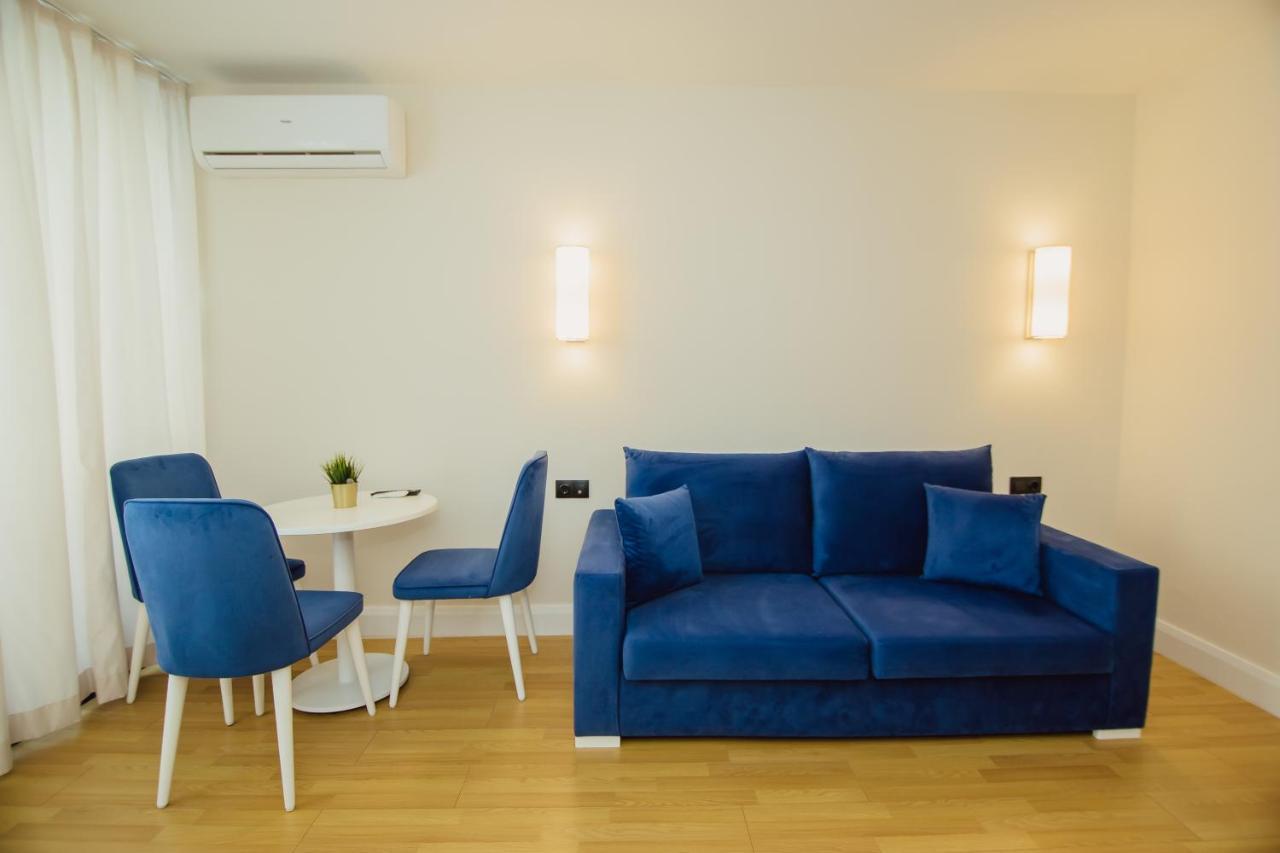 Premium Aparthotel With Sea View 巴统 外观 照片