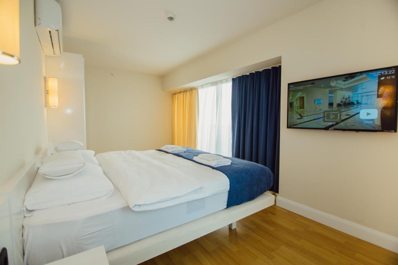 Premium Aparthotel With Sea View 巴统 外观 照片