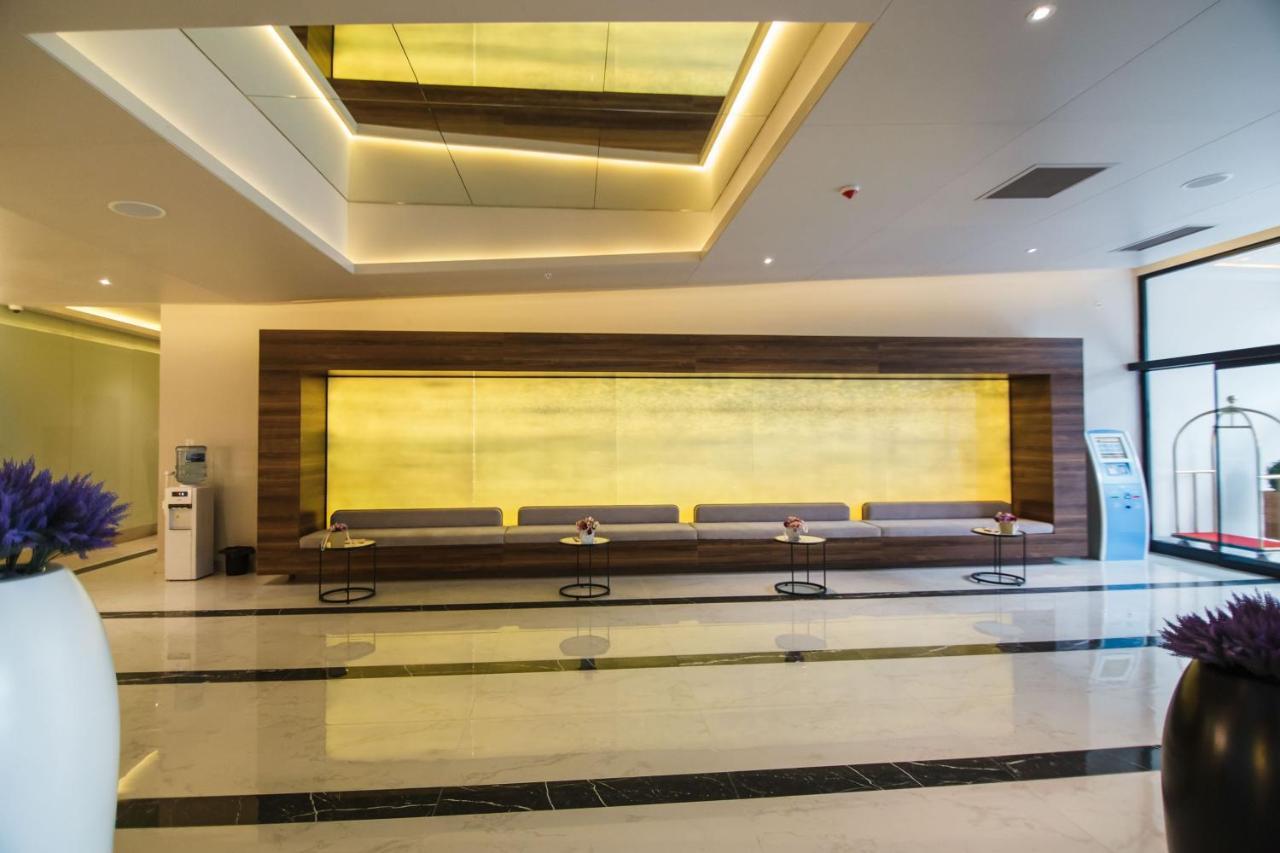 Premium Aparthotel With Sea View 巴统 外观 照片