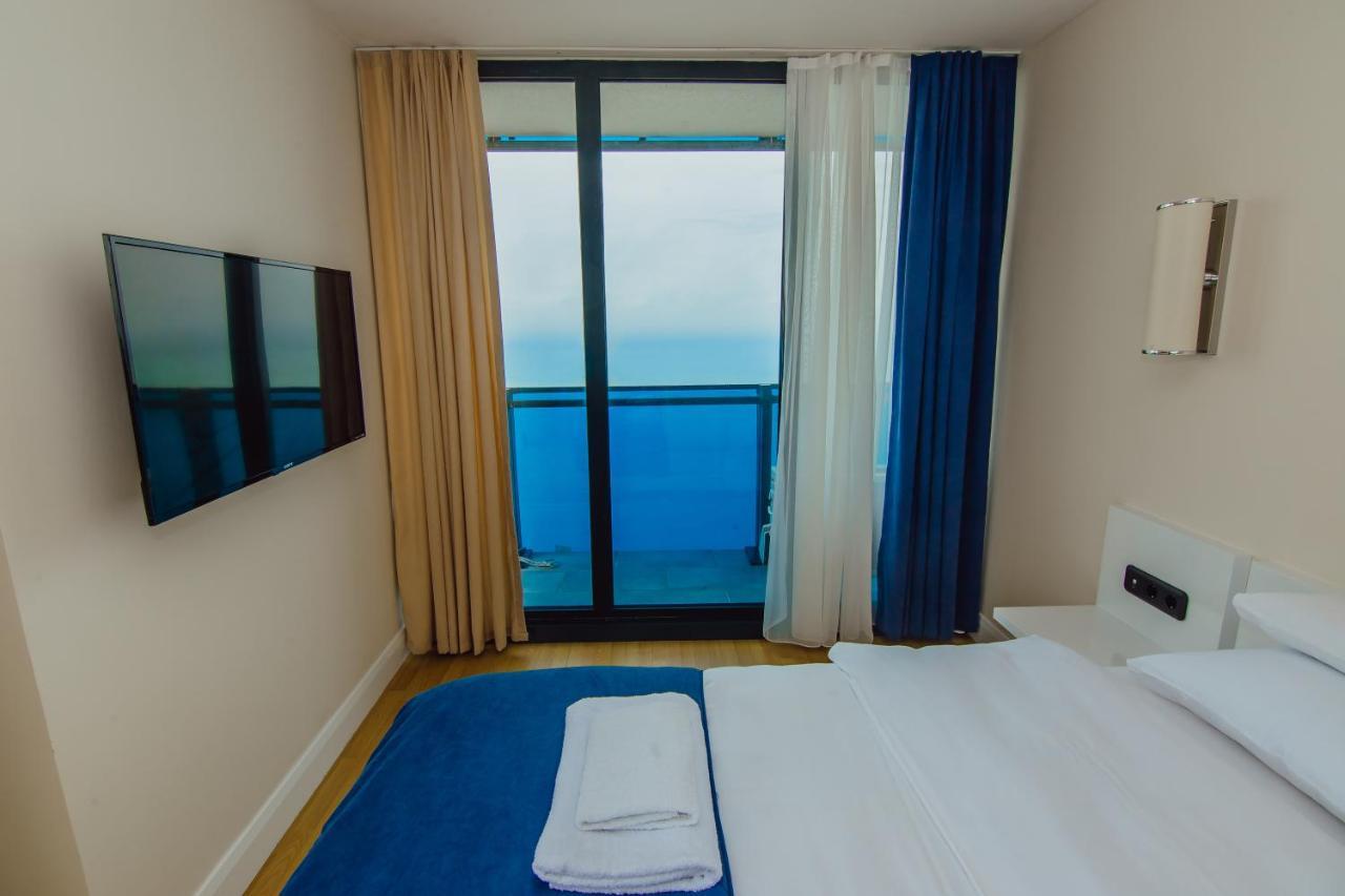 Premium Aparthotel With Sea View 巴统 外观 照片