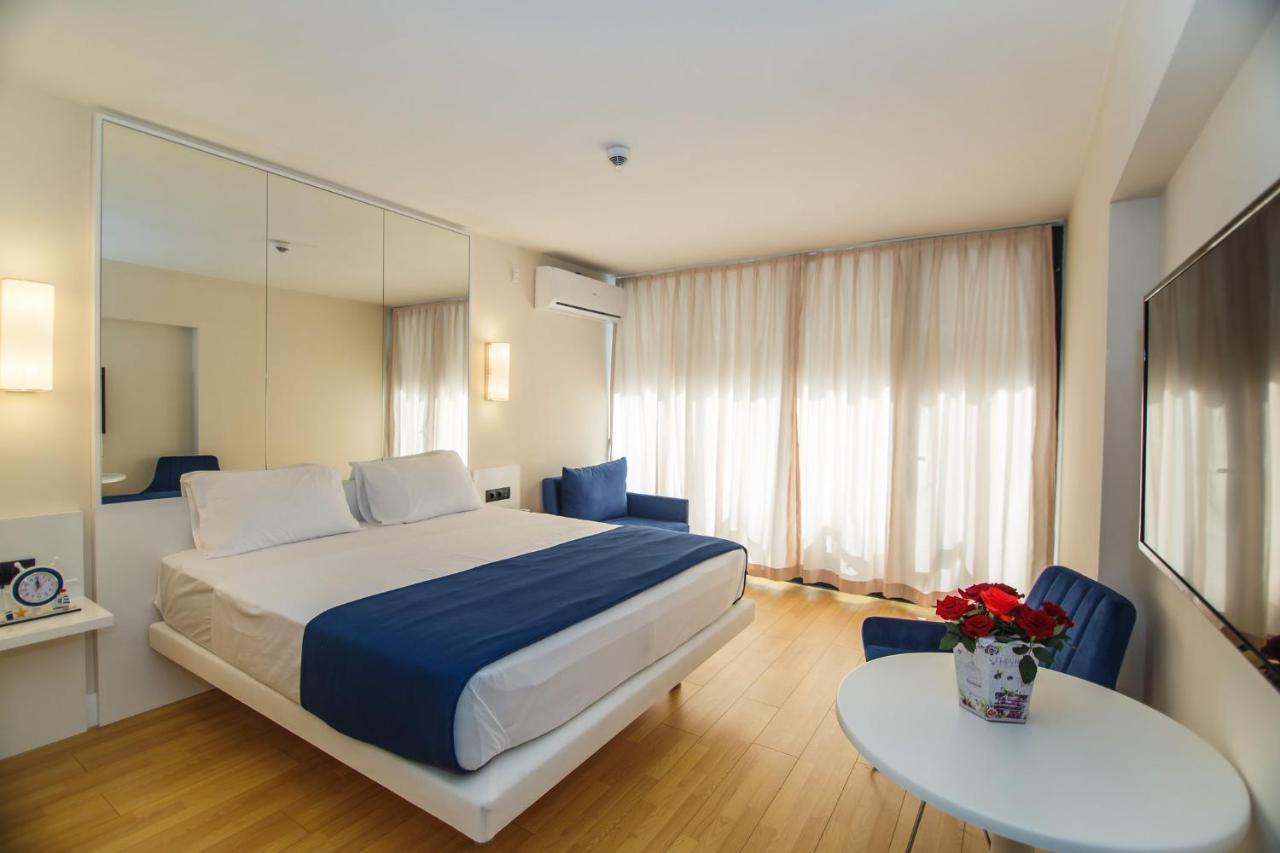 Premium Aparthotel With Sea View 巴统 外观 照片