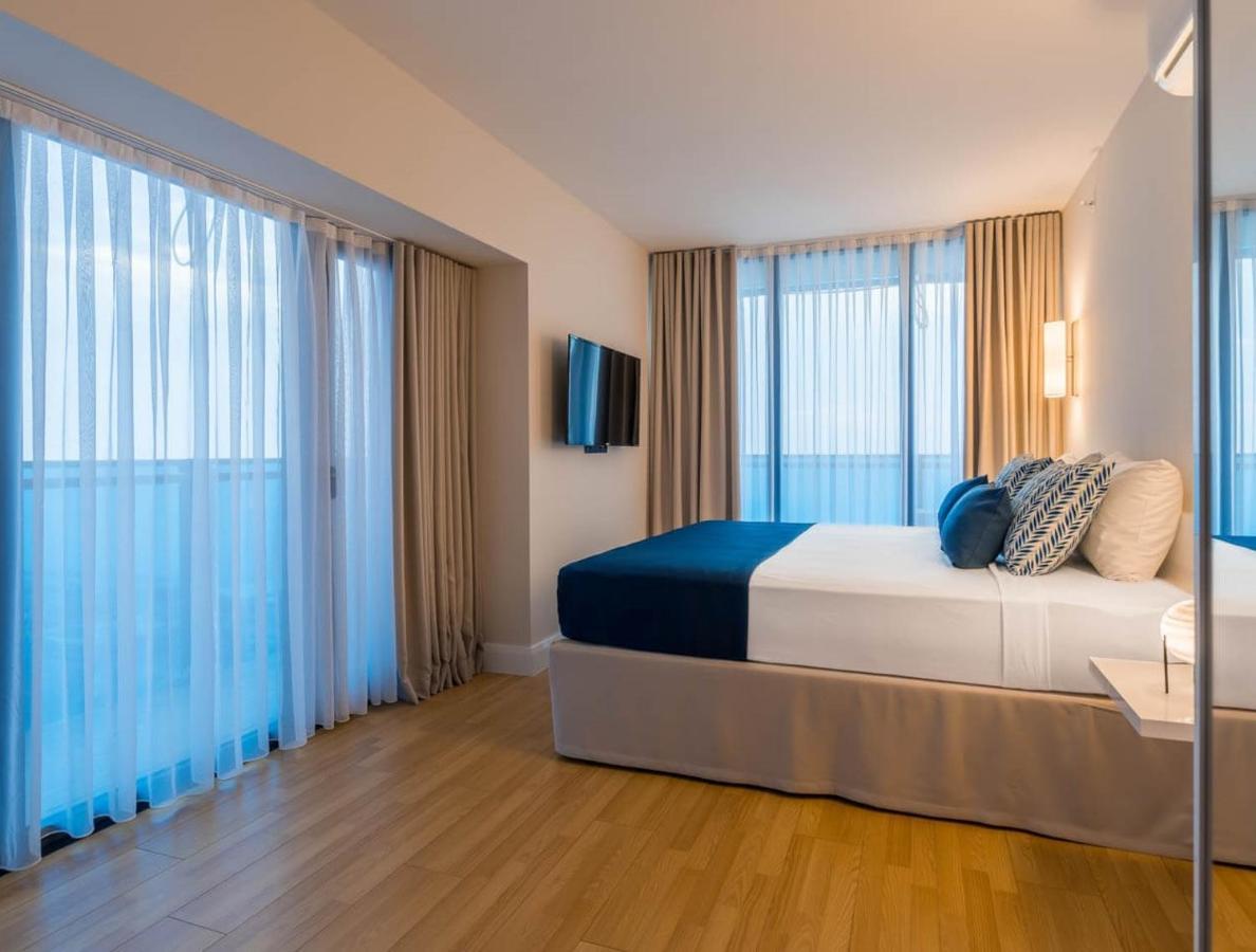 Premium Aparthotel With Sea View 巴统 外观 照片